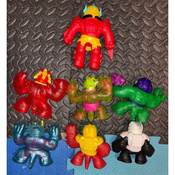 Goo jit zu figures lot bundle 7 - Picture 3 of 4